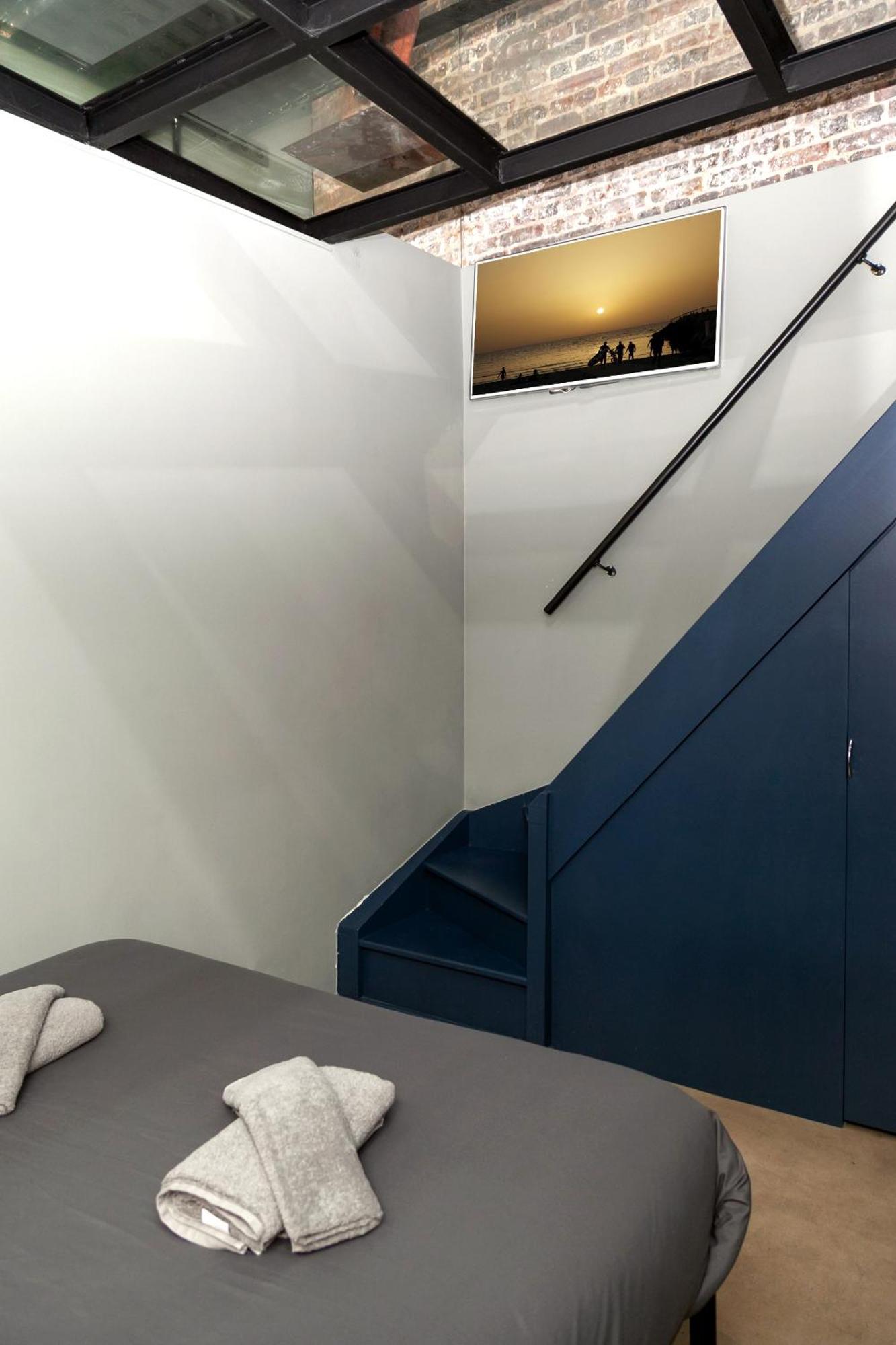 Loft Atypique Avec Terrasse, Calme Et Cosy Apartamento Paris Exterior foto