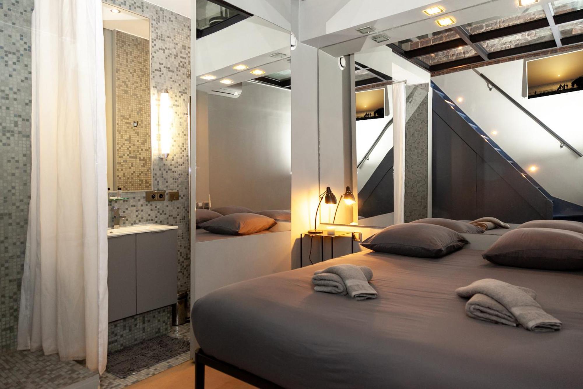 Loft Atypique Avec Terrasse, Calme Et Cosy Apartamento Paris Exterior foto